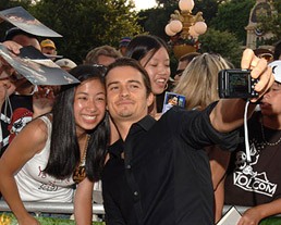 Orlando hace feliz a un joven fan